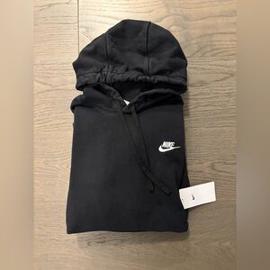Nike men’s black hoodie sz large new with tags.